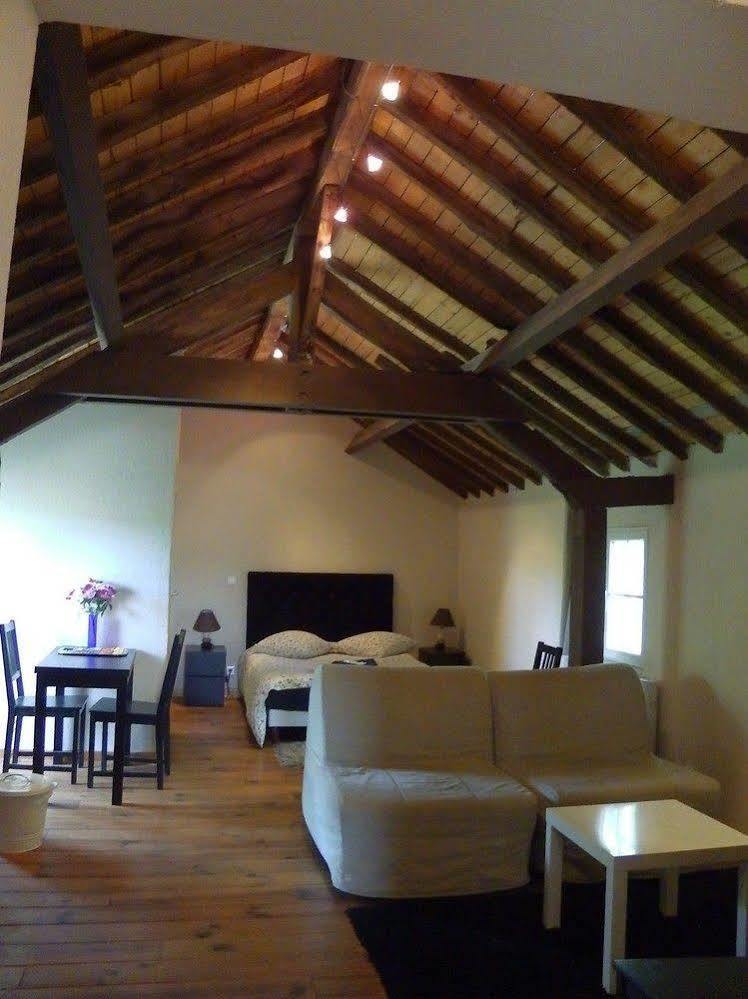 Domaine Du Moulin De Champie - Versailles - Gites & Suites Feucherolles Εξωτερικό φωτογραφία