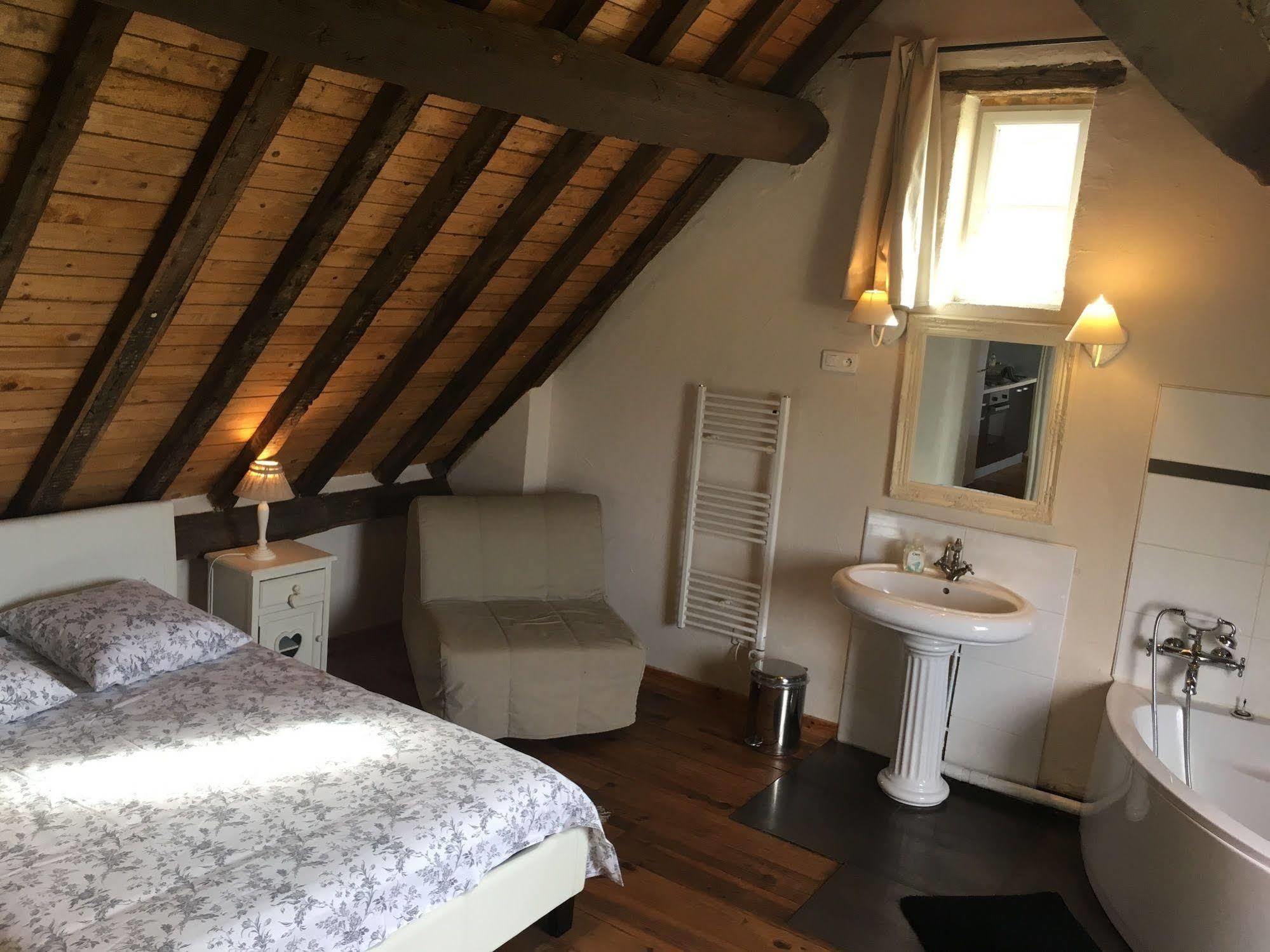 Domaine Du Moulin De Champie - Versailles - Gites & Suites Feucherolles Εξωτερικό φωτογραφία
