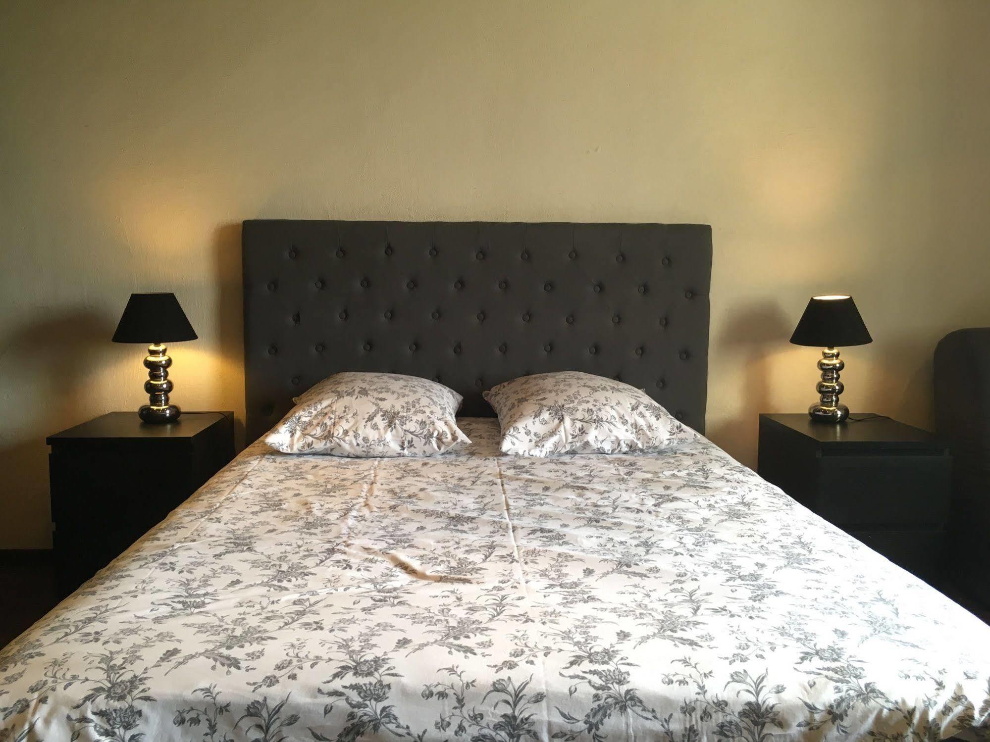 Domaine Du Moulin De Champie - Versailles - Gites & Suites Feucherolles Εξωτερικό φωτογραφία